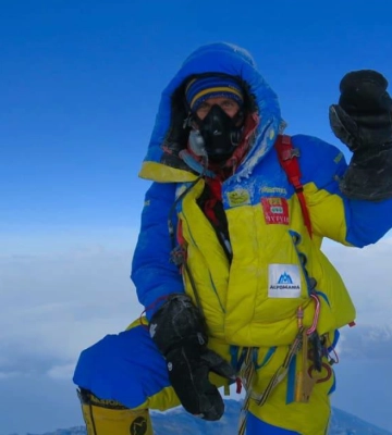 Валентин Сипавін з Харкова восьмий раз підкорив Еверест