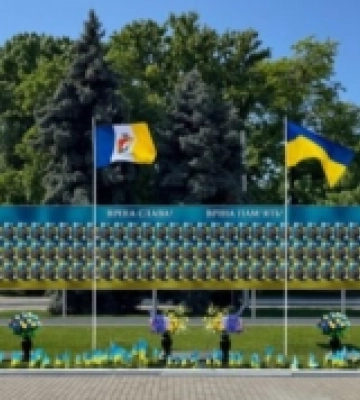 В Ізмаїлі після діалогу з активістами влада пообіцяла знизити видатки на облаштування Алеї Слави