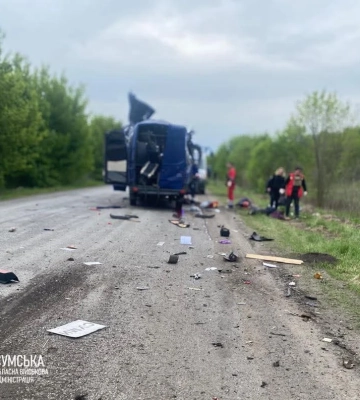 Росіяни атакували рейсовий автобус поблизу Білопілля на Сумщині: є загиблі і поранені