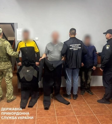 На Закарпатті спіймали ухилянтів-«водолазів», які за 8 тис. дол. намагалися форсувати Тису