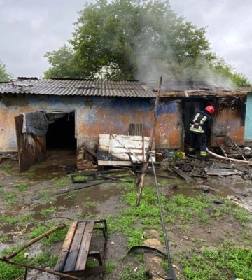 Під Одесою на пожежі загинули двоє дітей