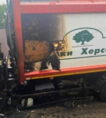 У Херсоні російський дрон атакував комунальників