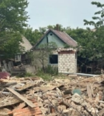 FPV-дрон вдарив по Яблунівці на Донеччині: загинула молода жінка