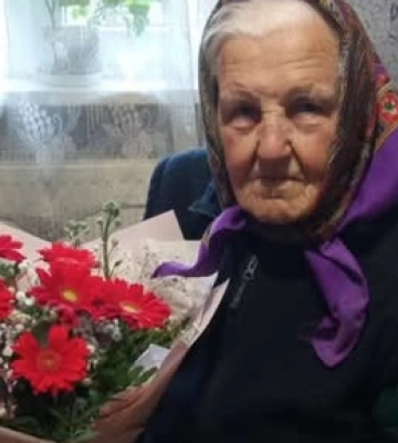 Подружжя в парі майже 70 років: у громаді на Волині з 90-річчям привітали ювілярку