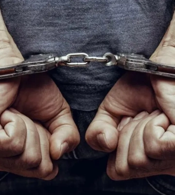 Во Львове отправили за решетку мужчину за распространение символики коммунистического режима