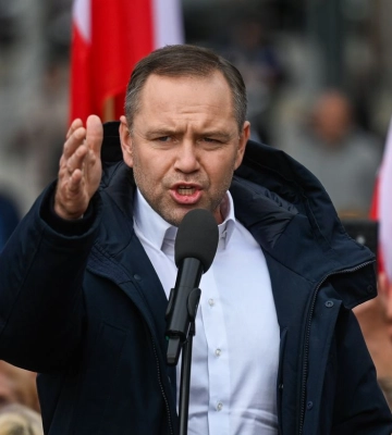 Кандидат в президенты Польши Кароль Навроцкий – кто он и почему критикует Украину Кандидат в президенты Польши Кароль Навроцкий – кто он и почему критикует Украину