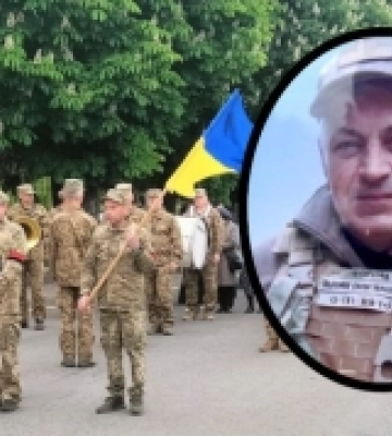 У Рожищі в останню дорогу провели Сергія Богуцького. ФОТО