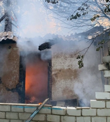 У селі на Полтавщині поліція знайшла підозрюваного у підпалі приватного будинку У селі на Полтавщині поліція знайшла підозрюваного у підпалі приватного будинку