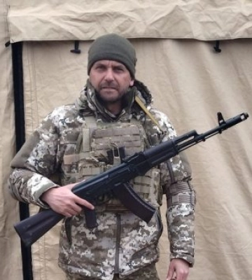 Закарпатець благає допомогти знайти брата, зниклого безвісти під Часовим Яром 