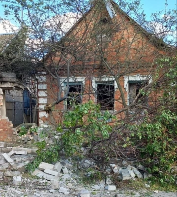 Окупанти вдарили по трьох районах Дніпропетровщини: дрони, артилерія і КАБи за день