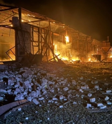 Росіяни уночі атакували підприємство у Попівській громаді на Сумщині