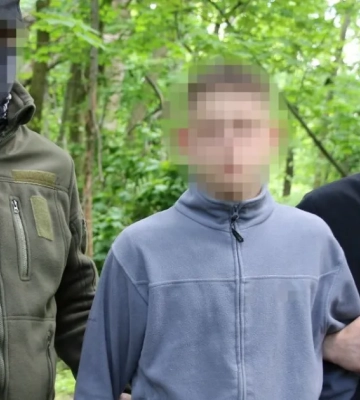 В Киеве задержали подростка, который собирался взорвать ТЦК