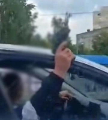У Дарницькому районі Києва двоє чоловіків стріляли з вікна Audi