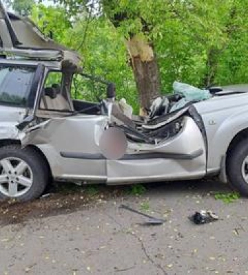 Смертельна ДТП у Кременчуцькому районі: загинув 23-річний водій, троє молодих пасажирів у лікарні