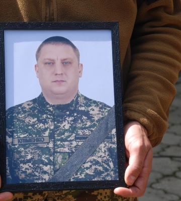 Шостка попрощалася із земляком-захисником України Миколою Кліменком