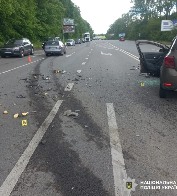 На Львівщині внаслідок карколомної ДТП постраждали двоє літніх водіїв та літня ж жінка