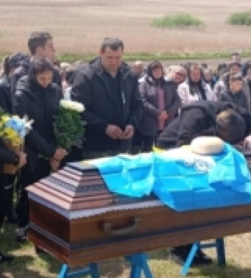 Іваничівська громада попрощалася із героєм Григорієм Душним