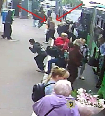 У Харкові невідомий вистрелив на зупинці громадського транспорту — поліція шукає свідків