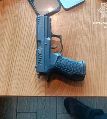 В Киеве среди бела дня открыли огонь из машины — не доехали из-за задержания