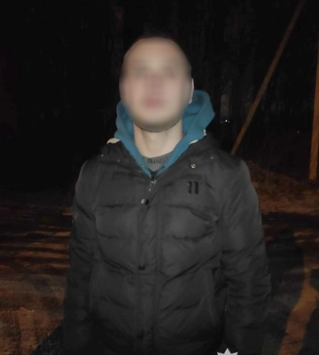 У Львові затримали 19-річного молодика за розбійний напад із пістолетом