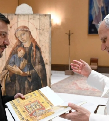 Особливий подарунок: що Зеленський презентував Папі Римському. Історія створення