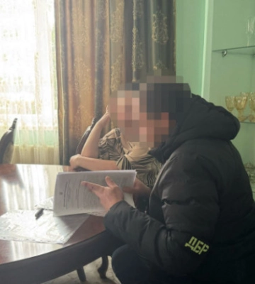 Во Львовской области будут судить инспектора таможни, которая вывозила уклонистов в Польшу