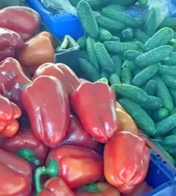 Берите большие торбы: жителей Киева решили обеспечить продуктами - графики и адреса