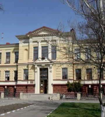 Російські військові викрали близько 23 тисяч артефактів із Херсонського краєзнавчого музею