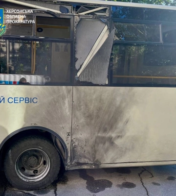 Російські військові публічно визнають атаки на автобуси та цивільні автівки на Херсонщині