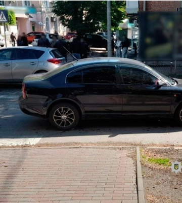Правоохоронці з’ясовують причини аварії з постраждалим пішоходом у Полтаві Правоохоронці з’ясовують причини аварії з постраждалим пішоходом у Полтаві