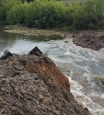 Обстріляли 34 населені пункти: росіяни за добу 80 разів ударили по Сумщині