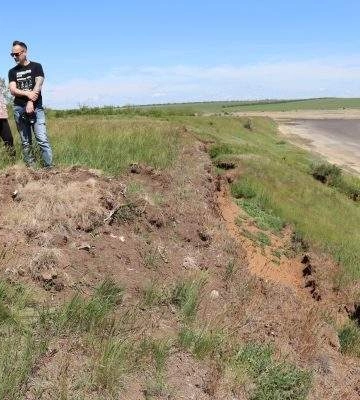 Французький фотограф відвідав Миколаївщину для створення фотокниги про вплив війни на природу України