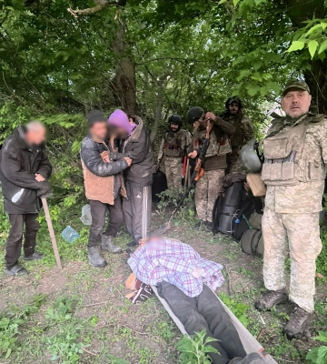 На Сумщині прикордонники врятували трьох поранених цивільних, яких атакував російський FPV-дрон