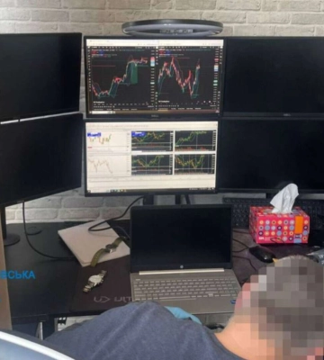 Продавали товары по «привлекательным» ценам: троих жителей Днепра подозревают в мошенничестве