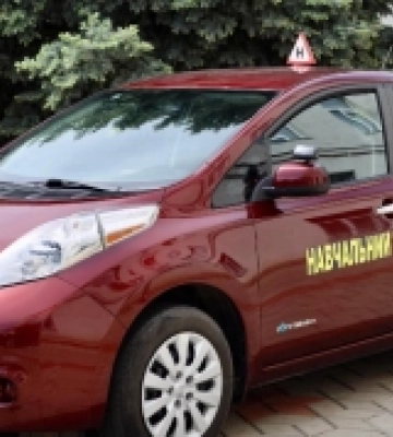 На Миколаївщині відкрили першу автошколу для людей з інвалідністю