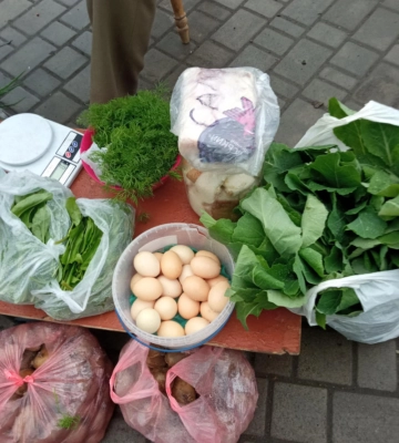 У місті на Волині значно подорожчали домашні курячі яйця: у чому причина?