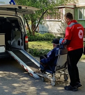 УЧХ починає пілотний проєкт соціального таксі у 4 областях України