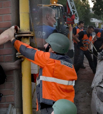 Тихі Герої: як дніпровські комунальники працюють під час війни