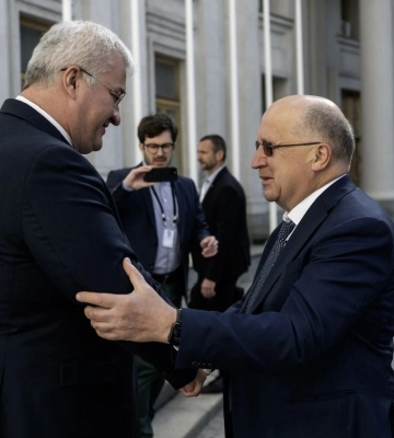 До Києва приїхав єврокомісар з питань оборони Андрюс Кубілюс