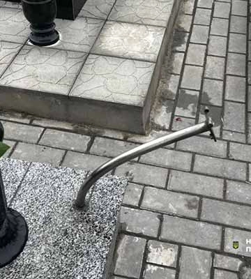 На Полтавщині розслідують наругу над могилою військового