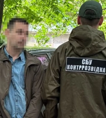 СБУ затримала «крота» ФСБ, який влаштувався до оборонного заводу на Одещині, щоб викрасти нові розробки ЗСУ