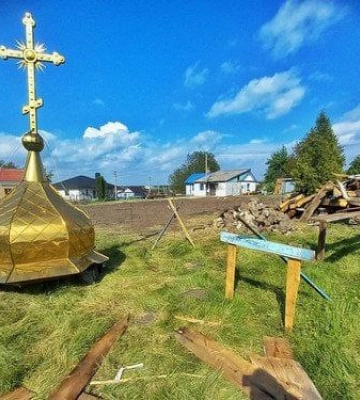 Порізали бензопилками: на Рівненщині знищили церкву XVIII століття