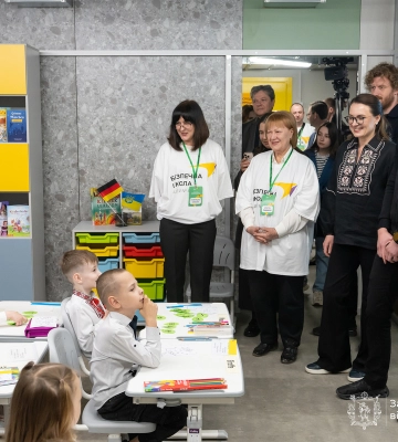 Сьома у регіоні «підземна» школа зустріла учнів: до нового безпечного освітнього простору завітала Перший віцепрем’єр-міністр –&amp;hellip;