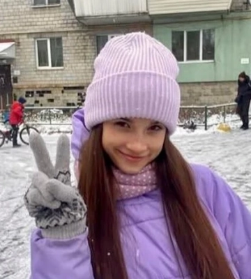 У лікарні померла дівчинка, яка отримала опіки на даху електропотяга в Бучі У лікарні померла дівчинка, яка отримала опіки на даху електропотяга в Бучі