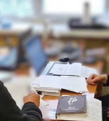 У Харкові працівнику РТЦК та СП, який вдарив вчителя під час перевірки документів, повідомили про підозру