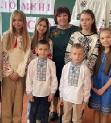 Вя'зівне: в гімназії відбулася творча зустріч з волинською поетесою