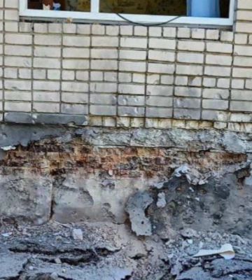 Росіяни обстріляли два дитячі садки у Херсоні