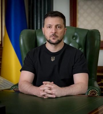 Зеленский объяснил, почему украинские войска активно воюют в Курской и Белгородской областях РФ