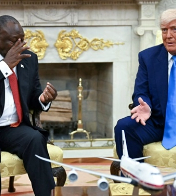 Трамп во время встречи с президентом ЮАР показывал видео о &quot;геноциде белых фермеров&quot;