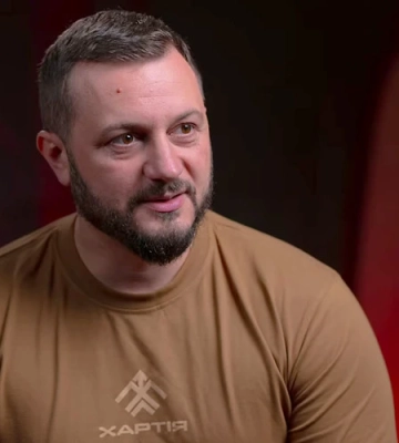 Бізнес-підходи у військовій справі: хто такий комбриг "Хартії" Ігор Оболенський, який став командиром 2-го армійського корпусу